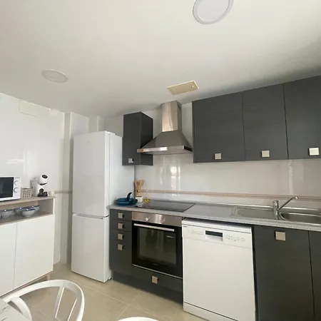 Llandells Mestral 10 Apartment *